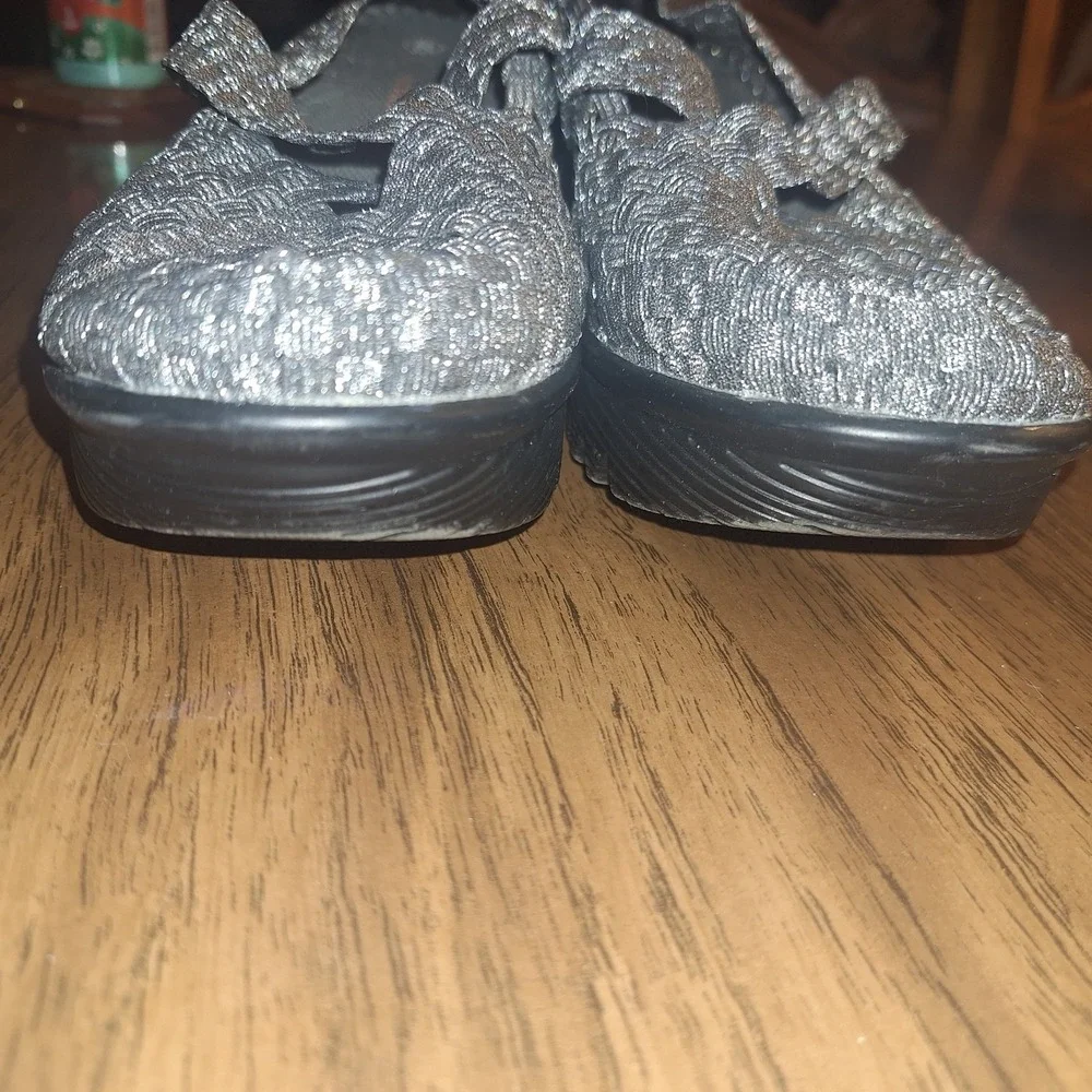 Bernie Mev Woven Wedge Size 40 Mary Janes Slip On Gray Silver Elastic US 9 9.5